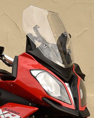 Ветровое стекло S 1000 XR можно отрегулировать в два этапа