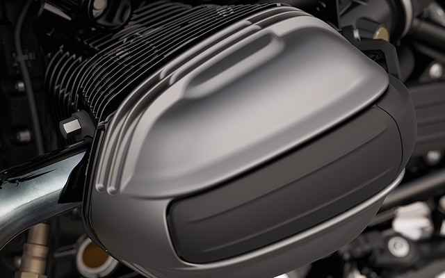 The iconic boxer engine of the R 12 nineT from BMW Motorrad