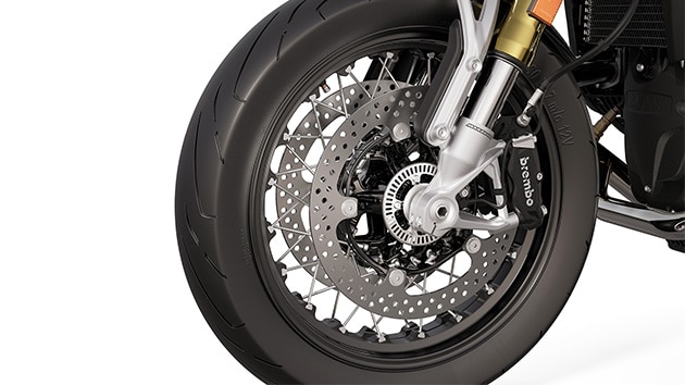 The optional black spoked wheels give the R 12 nineT from BMW Motorrad a sophisticated look
