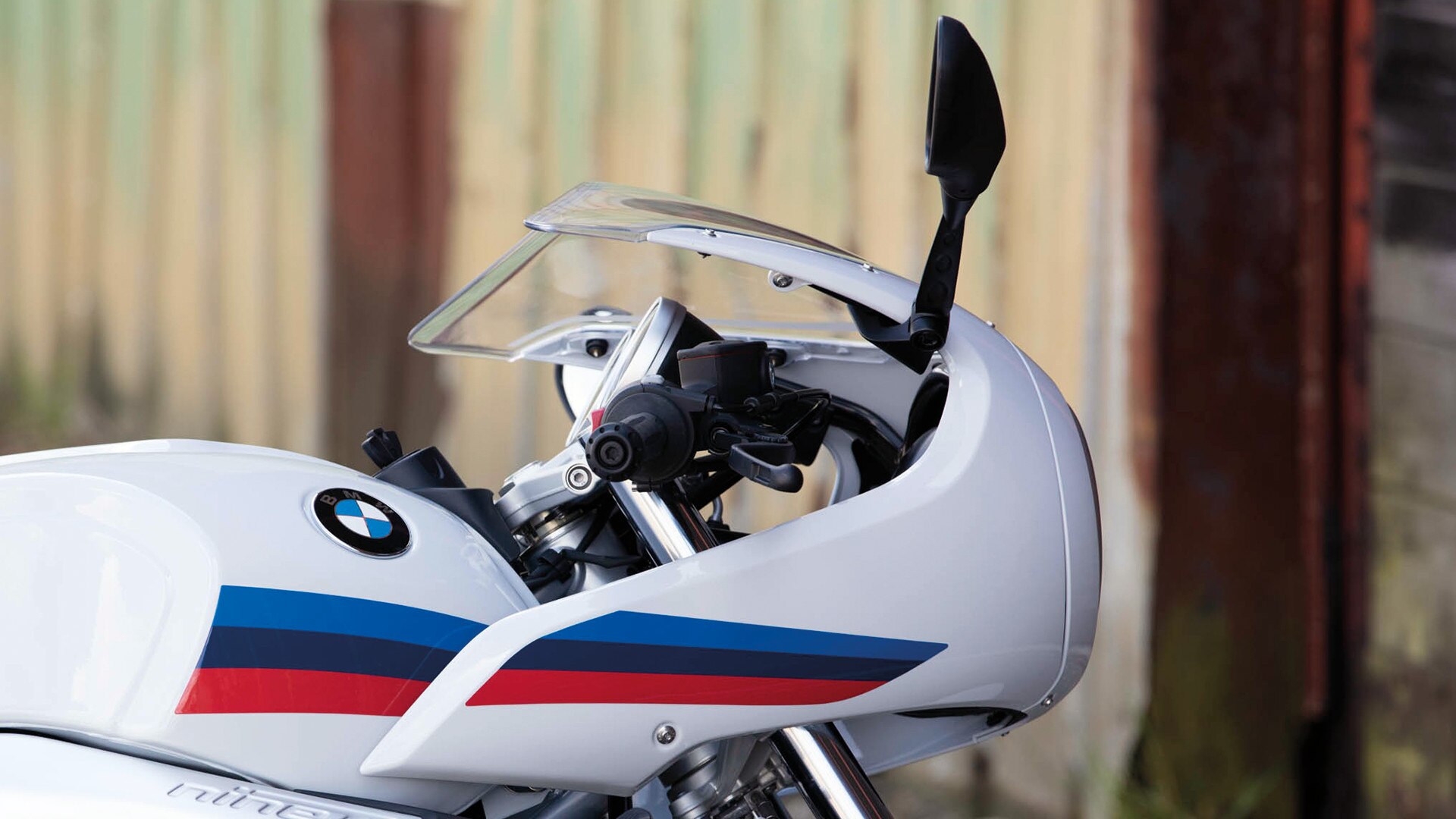 R nineT Racer полуобтекатель в гоночном дизайне