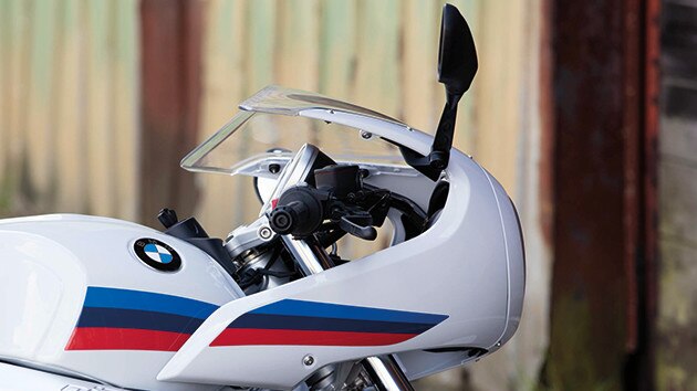 R nineT Racer полуобтекатель в гоночном дизайне