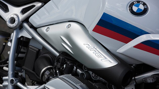 Логотип R nineT Racer