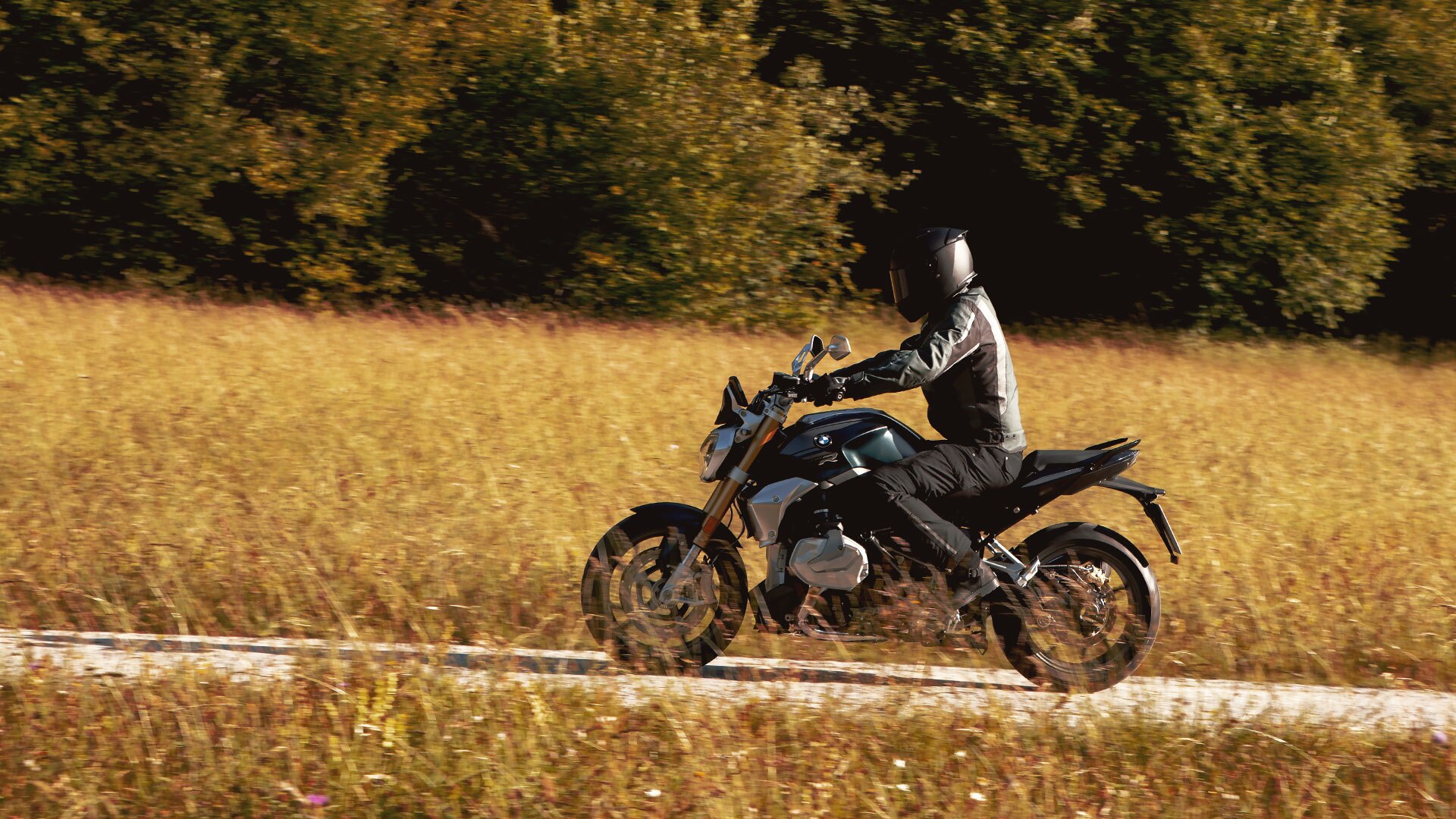 Поїздка на BMW R 1250 R