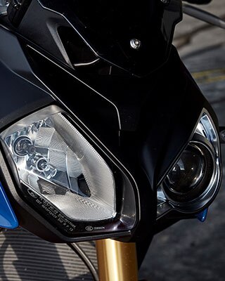 Передня частина S 1000 R
