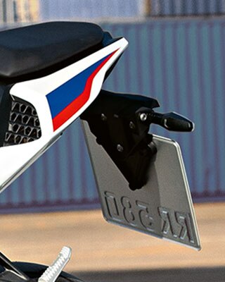 Задня частина BMW RR