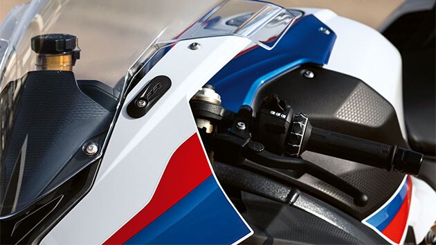 Мультиконтролер на кермі BMW RR