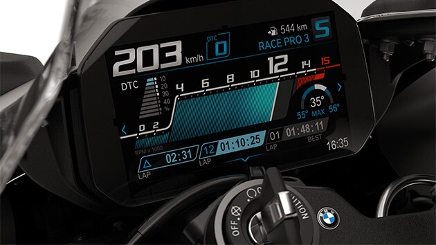 Performance-oriented M GPS-Laptrigger and data logger