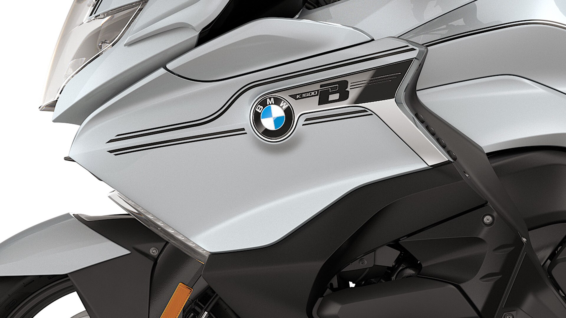 The Ionic Silver metallic paintwork