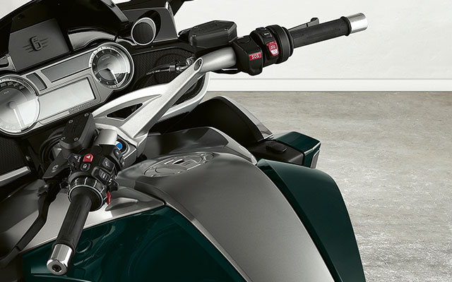 Оздоблення бака K 1600 GTL