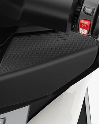 Відсік для смартфона C 400 GT